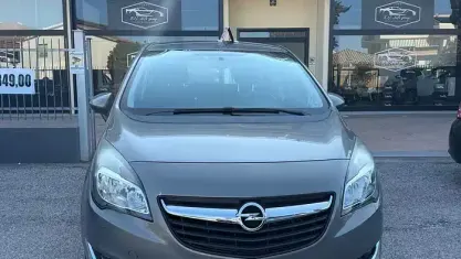 Usata Opel Meriva 120 CV (88 kW) 2016 Grigio Monovolume