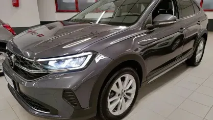 Usata VW Taigo Edition 116 CV (85 kW) 2025 Grigio scuro SUV