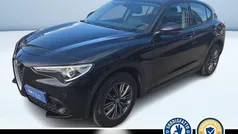 Usata 2018 Alfa Romeo Stelvio Executive SUV | 23.500 € (Buon prezzo)