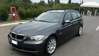 Usata BMW 320 177 CV (130 kW) 2009 Grigio Berlina