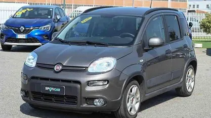 Usata Fiat Panda City Life 69 CV (50 kW) 2023 Grigio Utilitaria