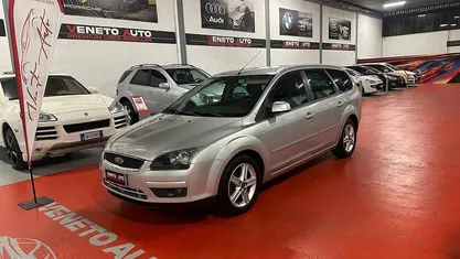 Usata Ford Focus 90 CV (66 kW) 2008 Argento Station wagon