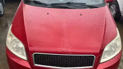 Usata Chevrolet Aveo LS 82 CV (60 kW) 2009 Rosso Berlina