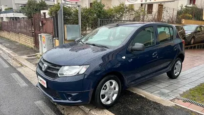 Blu Usata 2015 Dacia Sandero Ambiance Due volumi | 4700 € (Buon prezzo)