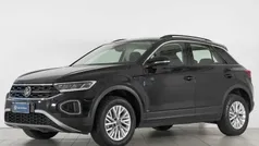 Nero Usata 2024 VW T-Roc Life SUV | 27.800 € (Buon prezzo)
