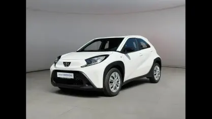 Usata Toyota Aygo X Active 72 CV (52 kW) 2024 Bianco SUV
