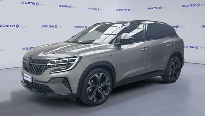 Usata 2024 Renault Austral Iconic Esprit Alpine SUV | 29.600 € (Buon prezzo)