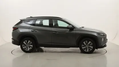 Usata Hyundai Tucson 230 CV (169 kW) 2022 Grigiogrigio SUV
