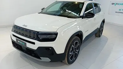 Usata 2025 Jeep Avenger Summit SUV | 27.500 € (Buon prezzo)