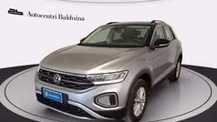Usata 2023 VW T-Roc Life SUV | 25.800 € (Buon prezzo)
