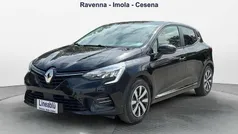 Nero Usata 2021 Renault Clio V Intens Tre volumi | 15.900 € (Buon prezzo)