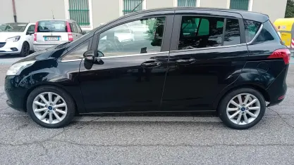 Usata Ford B-MAX 100 CV (73 kW) 2015 Nero Monovolume