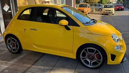 Giallo Usata 2017 Abarth 595 Tre volumi | 15.990 € (Buon prezzo)