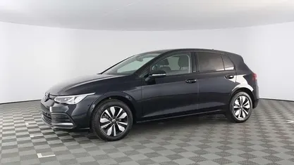 Usata 2024 VW Golf VIII Life Tre volumi | 24.600 € (Ottimo prezzo)