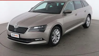 Usata Skoda Superb Style 150 CV (110 kW) 2018 Station wagon