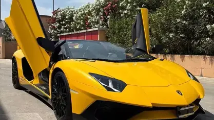 Usata Lamborghini Aventador 750 CV (551 kW) 2016 Giallo Cabrio
