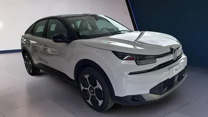 Usata 2025 Citroën C4 PureTech Tre volumi | 22.800 € (Buon prezzo)