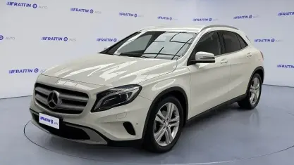 Usata Mercedes GLA200 136 CV (100 kW) 2014 Bianco SUV