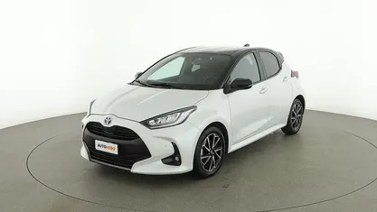Usata Toyota Yaris Hybrid Style 92 CV (67 kW) 2023 Bianco