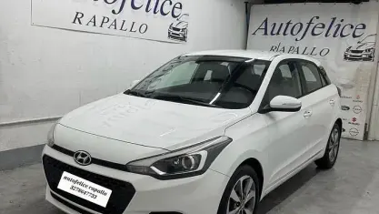 Usata Hyundai i20 Classic 75 CV (55 kW) 2016 Bianco Berlina