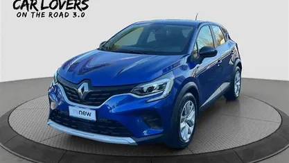 Usata Renault Captur Zen 101 CV (74 kW) 2021 Blu scuro SUV