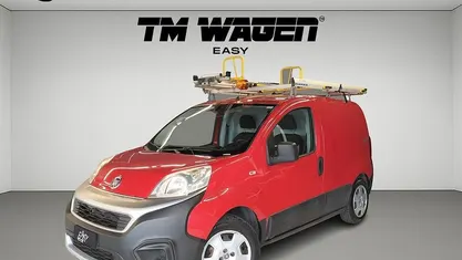 Rosso Usata 2017 Fiat Fiorino Monovolume | 6400 € (Ottimo prezzo)