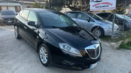 Usata Lancia Delta 120 CV (88 kW) 2008 Nero Utilitaria