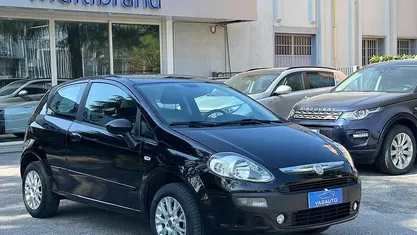 Usata Fiat Punto Evo Dynamic 77 CV (56 kW) 2010 Nero Utilitaria