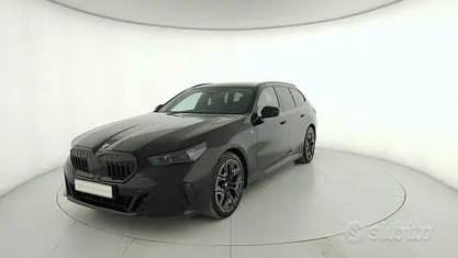 Usata BMW 520 M Sport 197 CV (144 kW) 2024 Nero Station wagon