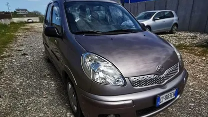 Usata Toyota Yaris Verso Sol 84 CV (61 kW) 2006 Monovolume