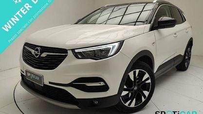 Begagnad Opel Grandland X Innovation 131 HK (96 kW) 2020 Vit SUV