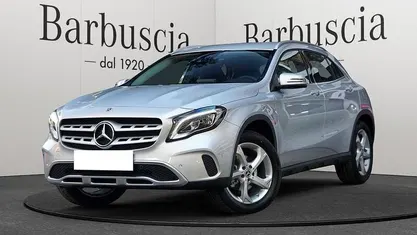 Argento Usata 2019 Mercedes 200 SUV | 23.000 € (Buon prezzo)