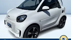 Bianco pastello Usata 2021 Smart ForTwo Electric Drive Passion Tre volumi | 13.900 € (Buon prezzo)
