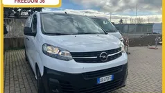 Bianco Usata 2023 Opel Vivaro Enjoy Furgone | 17.950 € (Super prezzo)