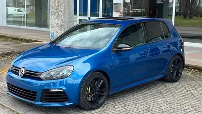 Usata VW Golf VI R 271 CV (199 kW) 2010 Utilitaria