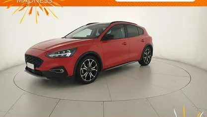 Usata Ford Focus Active 125 CV (91 kW) 2019 Rosso / nero SUV