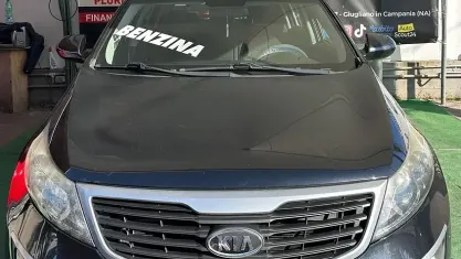 Usata Kia Sportage Active 135 CV (99 kW) 2011 Nero SUV