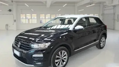 Usata VW T-Roc Style 150 CV (110 kW) 2020 Nero SUV
