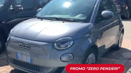 Gebraucht Fiat 500e 42 kW (58 PS) 2023 Grau SUV