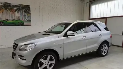 Usata Mercedes ML250 204 CV (150 kW) 2012 Argento SUV