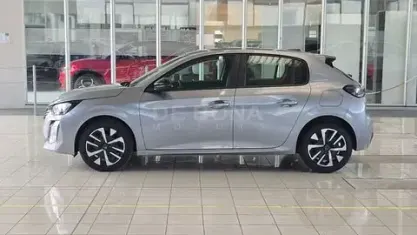 Usata Peugeot 208 Active 75 CV (55 kW) 2024 Grigio Utilitaria