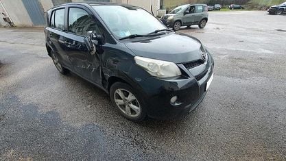 Usata Toyota Urban Cruiser Sol 90 CV (66 kW) 2012 Nero Utilitaria