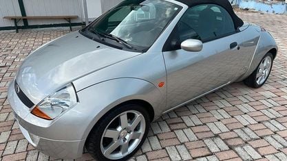 Usata Ford StreetKa 95 CV (69 kW) 2004 Grigio Cabrio
