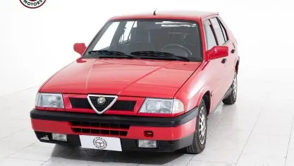 Usata Alfa Romeo 33 90 CV (66 kW) 1992 Rosso Berlina