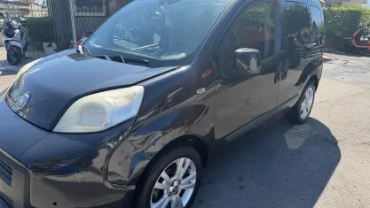 Usata Fiat Qubo Active 70 CV (51 kW) 2013 Nero Monovolume