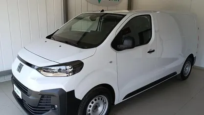 Bianco Nuova 2025 Fiat Scudo Furgone | 27.900 € (Buon prezzo)