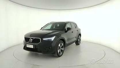 Nero Usata 2025 Volvo XC40 Core SUV | 33.900 € (Buon prezzo)