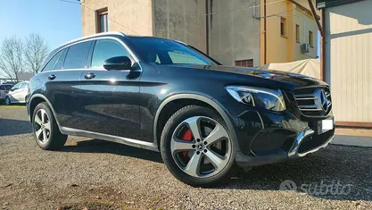Nero / metallizzato Usata 2018 Mercedes GLC220 SUV | 22.500 € (Buon prezzo)
