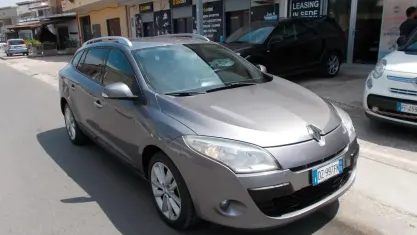 Usata Renault Mégane GrandTour Luxe 110 CV (80 kW) 2010 Grigio Station wagon