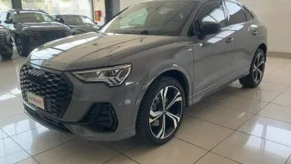 Usata Audi Q3 Sportback S-Line 190 CV (139 kW) 2025 Grigio SUV